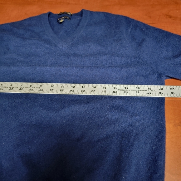 #315 Club Room 100% cashmere sweater size M - Picture 2 of 5
